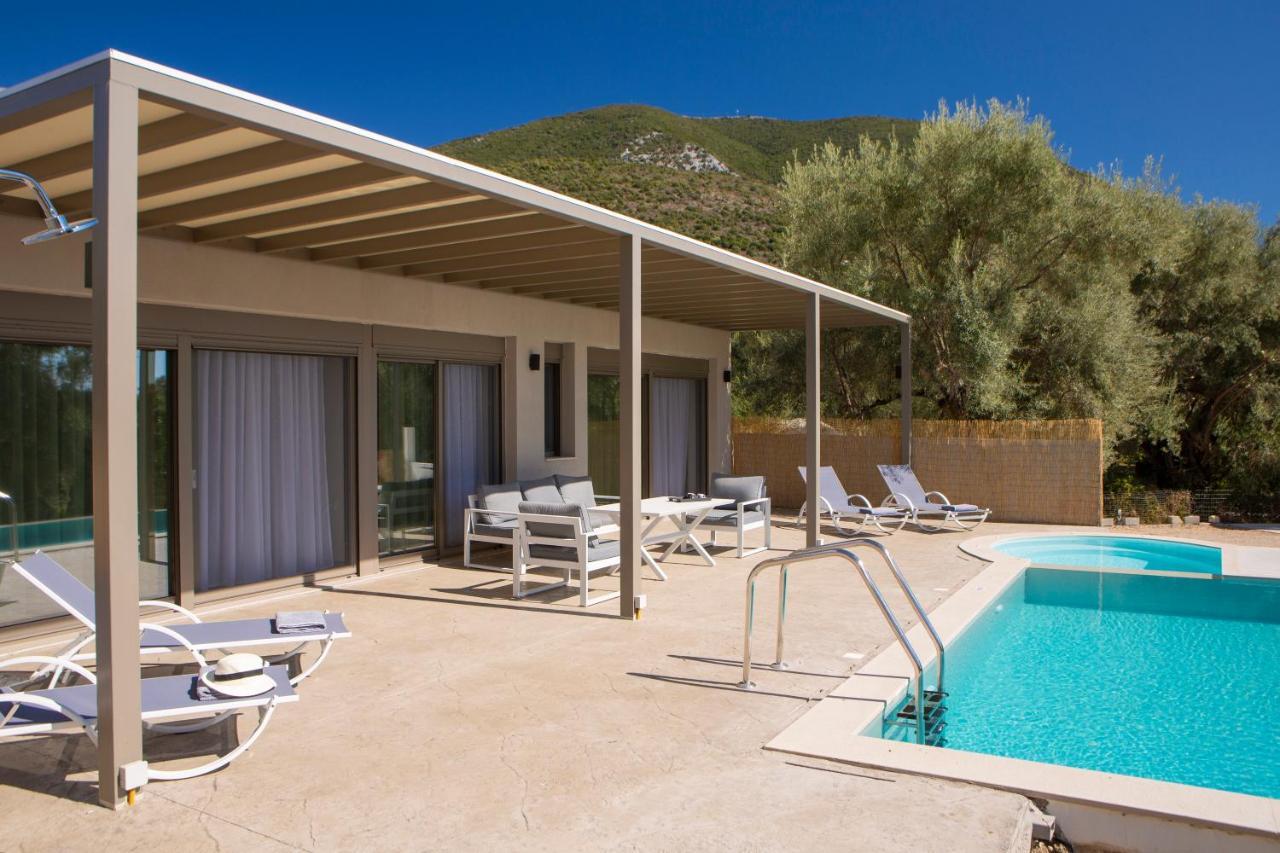Averto Villas With Private Pool Nydri  Dış mekan fotoğraf