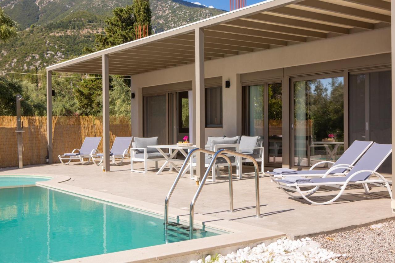 Averto Villas With Private Pool Nydri  Dış mekan fotoğraf