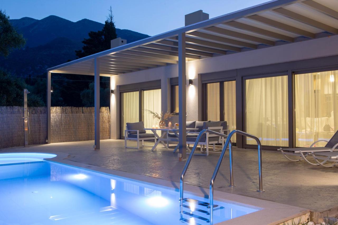 Averto Villas With Private Pool Nydri  Dış mekan fotoğraf